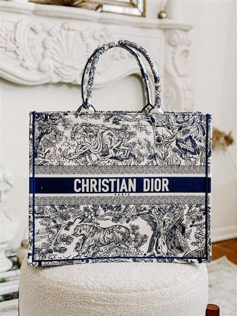 dior tote toile de jouy|dior's book tote.